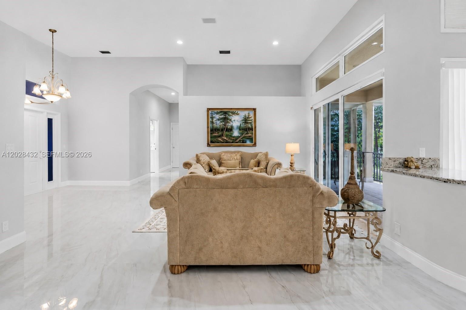 3852 Oak Ridge Circle Weston, FL 33331 - Photo 9 of 57