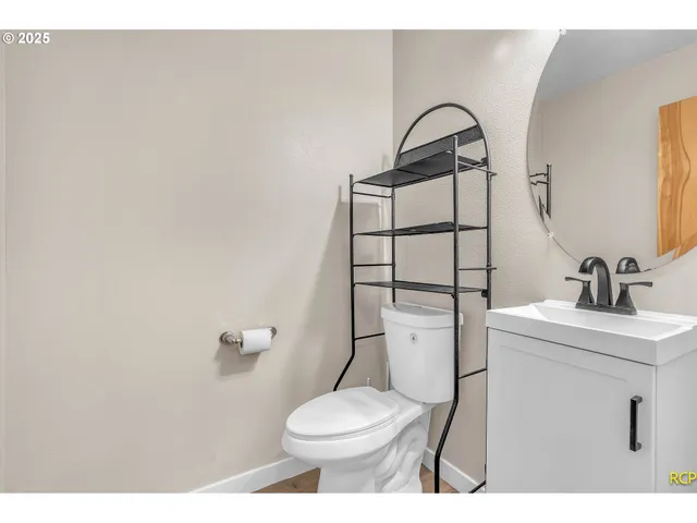 $484,900 | 15469 Southwest Bygones Court, Beaverton, OR 97007