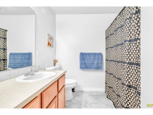 $484,900 | 15469 Southwest Bygones Court, Beaverton, OR 97007