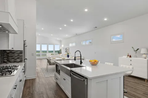 $870,000 | 1629 Boxwood Drive, Nashville, TN 37211