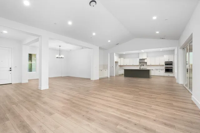 $889,999 | 4511 Iron Creek Court, Friant, CA 93626