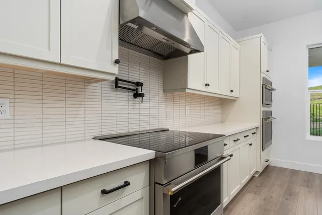 $889,999 | 4511 Iron Creek Court, Friant, CA 93626