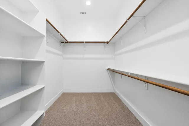 $889,999 | 4511 Iron Creek Court, Friant, CA 93626