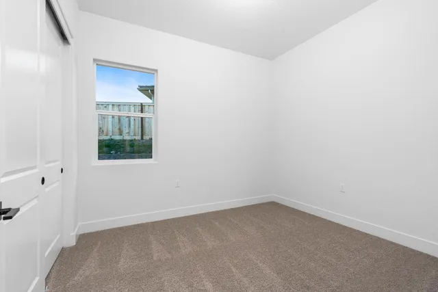 $889,999 | 4511 Iron Creek Court, Friant, CA 93626