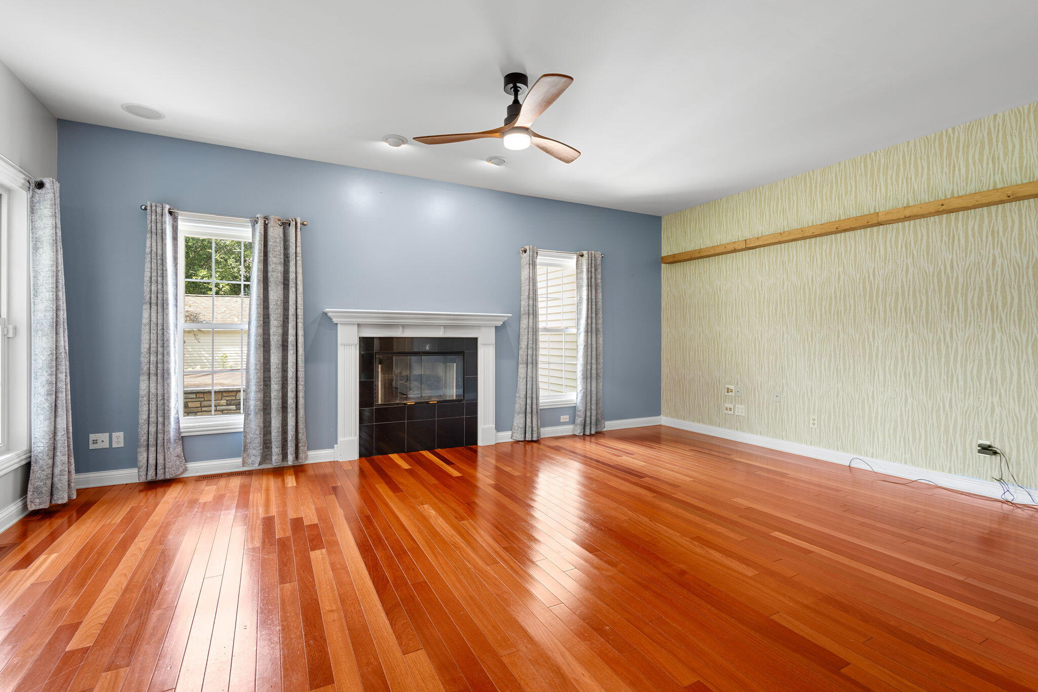 10752 Dogleg Drive Demotte, IN 46310 - Photo 12 of 31 2048x1365