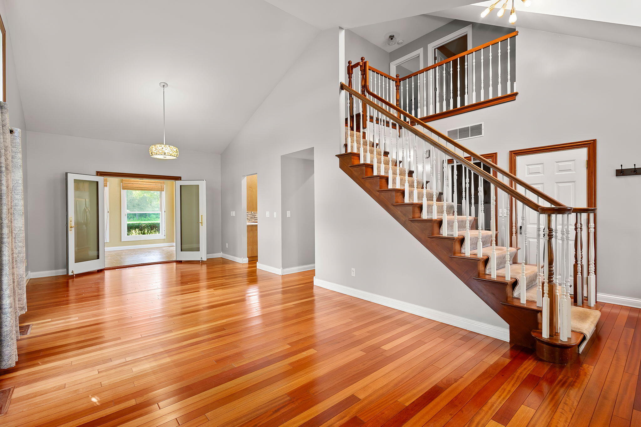 10752 Dogleg Drive Demotte, IN 46310 - Photo 7 of 31 2048x1365