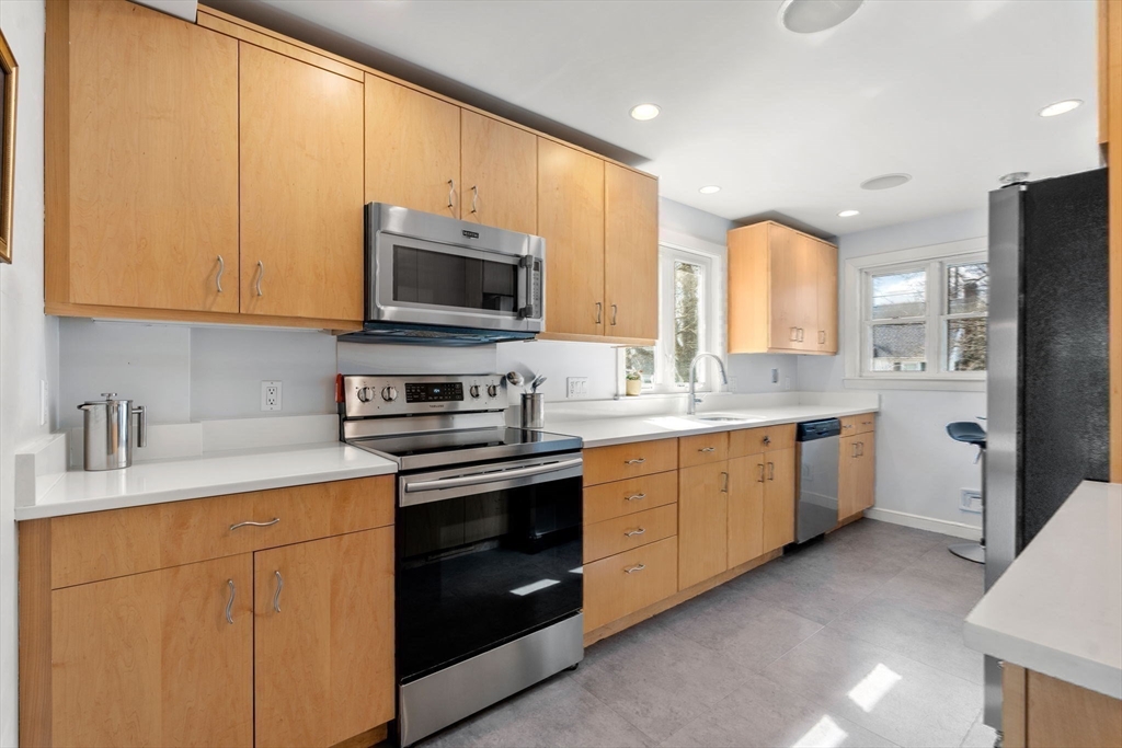 44 Philbrick Road Newton, MA 02459 - Photo 12 of 28