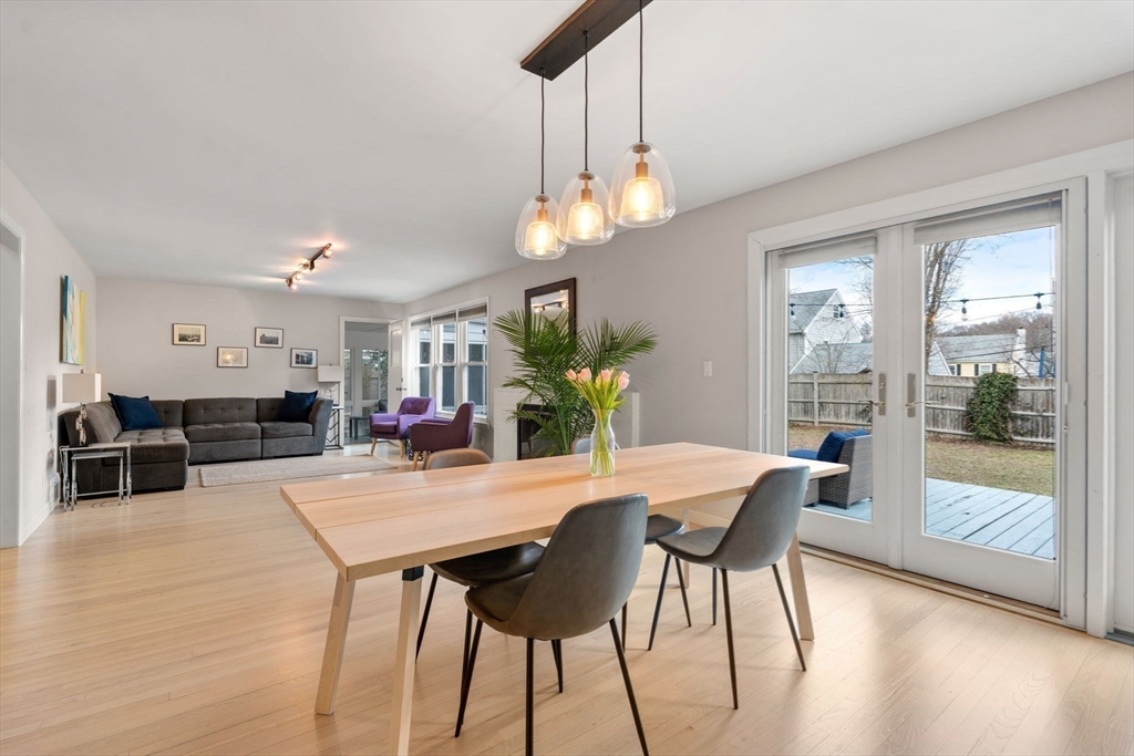 44 Philbrick Road Newton, MA 02459 - Photo 3 of 28