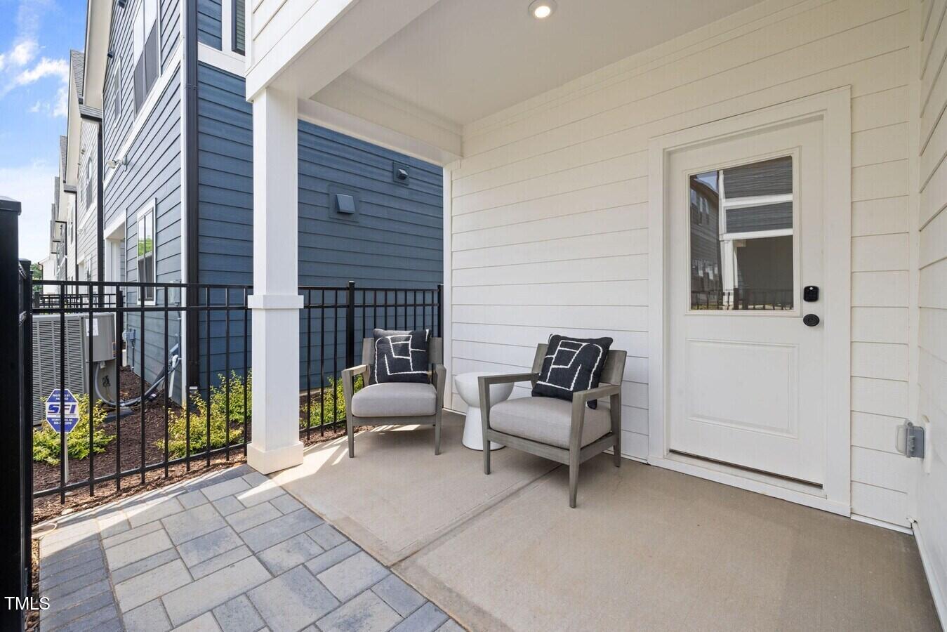 554 East Hargett Street, Unit HUDSEN Raleigh, NC 27601 - Photo 13 of 30 image (13)