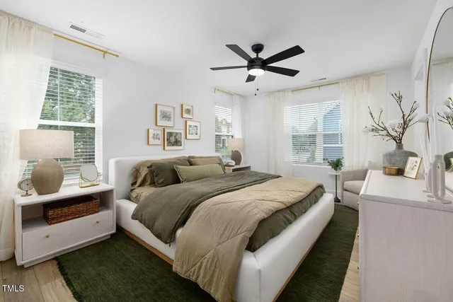 $3,126 | 554 East Hargett Street, Unit HUDSEN, Raleigh, NC 27601