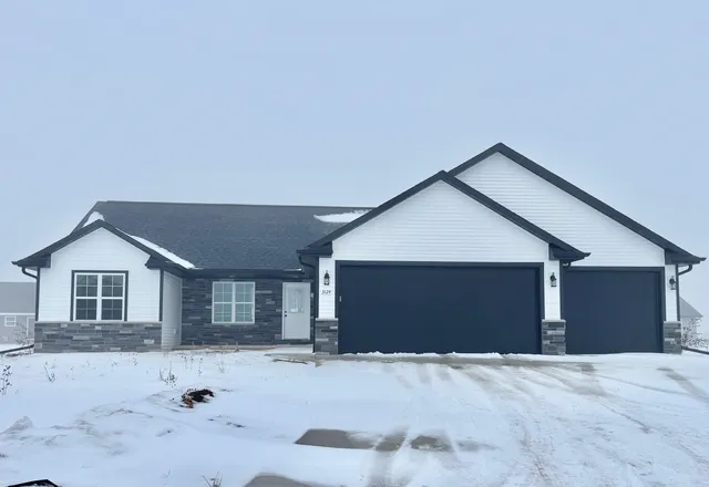 $534,900 | 3124 Toad Island Trail, De Pere, WI 54115