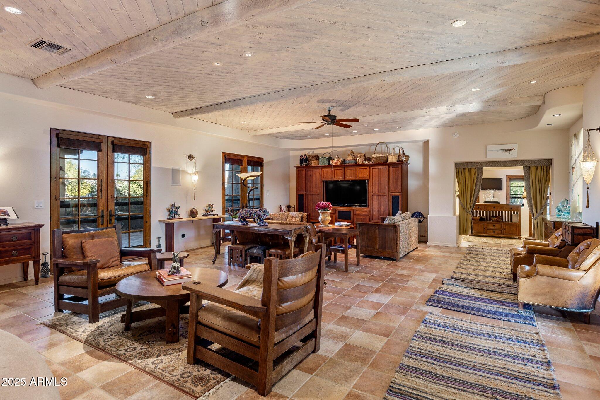 25002 North Quail Haven Drive Rio Verde, AZ 85263 - Photo 4 of 71 Great Room