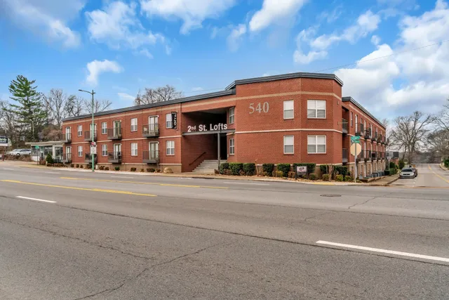 $149,900 | 540 North 2nd Street, Unit 306, Clarksville, TN 37040