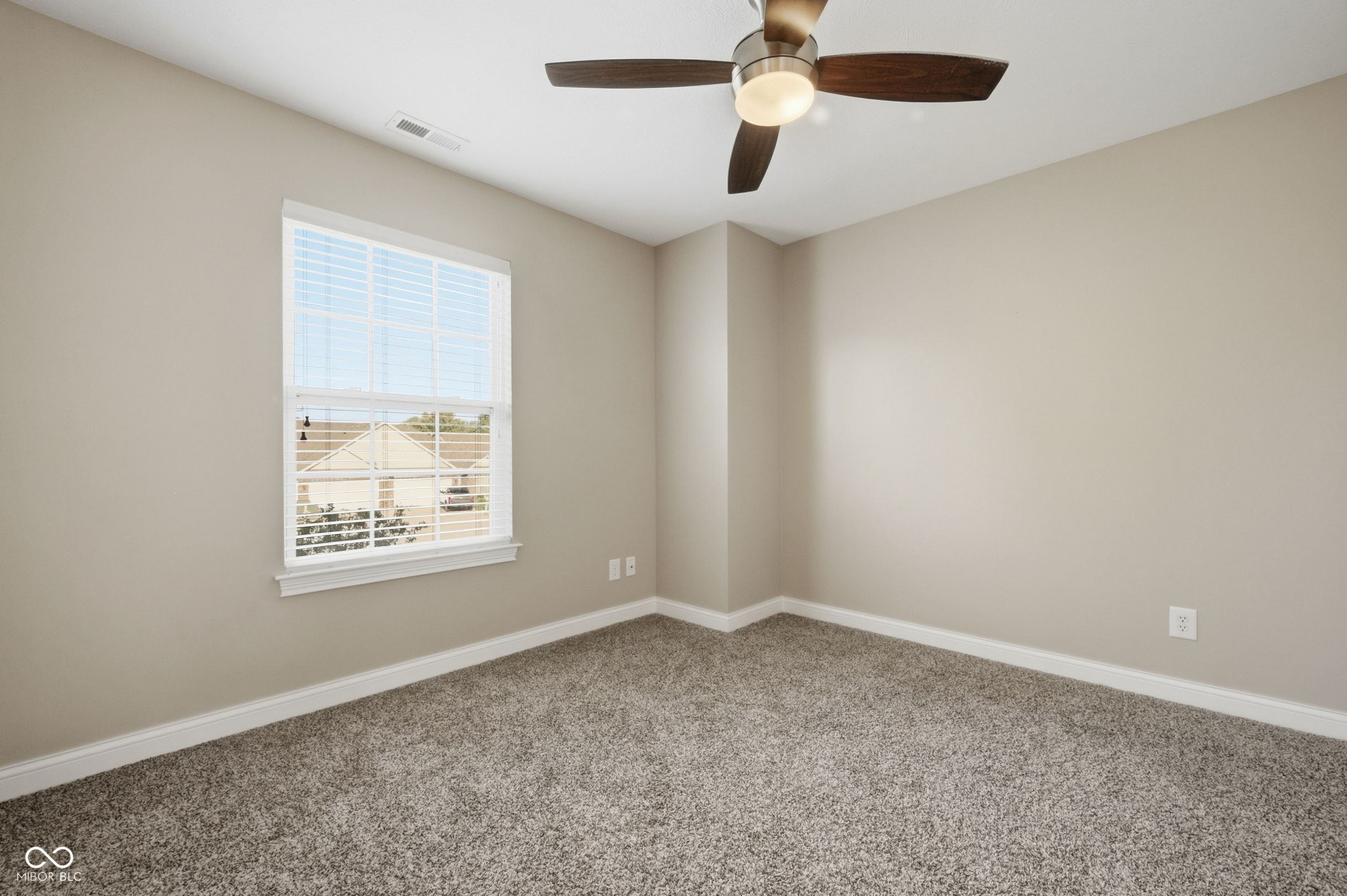 2743 Rylee Court Greenwood, IN 46143 - Photo 17 of 32 Gallery Image 17