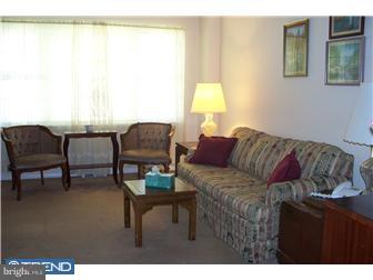 5318 Rutland Street Philadelphia, PA 19124 - Photo 3 of 12 Gallery Image 3
