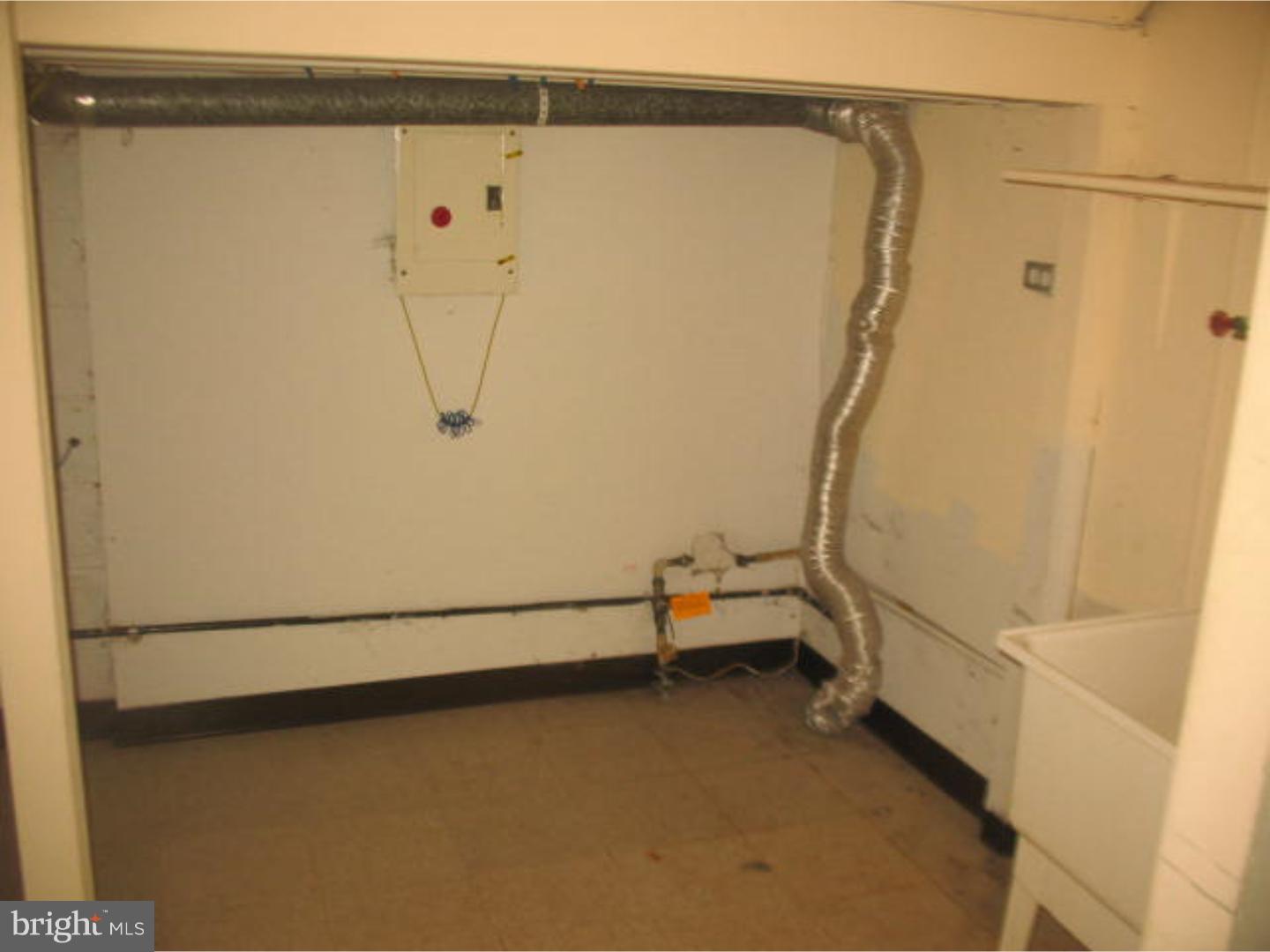 9415 Woodbridge Road Philadelphia, PA 19114 - Photo 14 of 19 Gallery Image 14