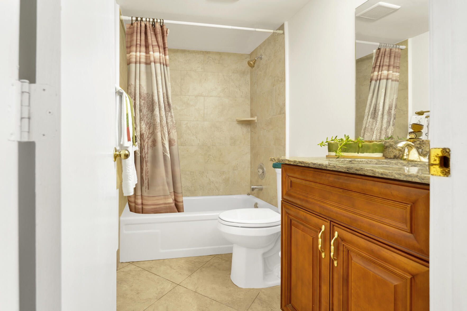 357 North Rock Island Road, Unit 105 Margate, FL 33063 - Photo 37 of 38 BocaRatonStudio 50