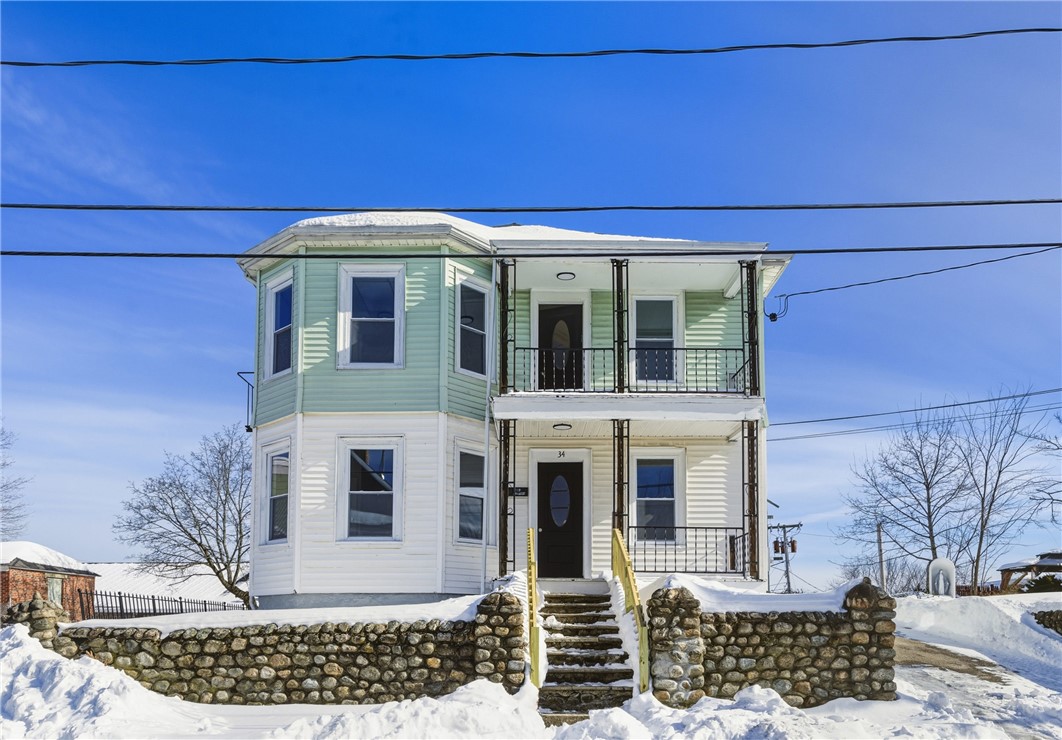 34 Heroux Avenue Woonsocket, RI 02895 - Photo 3 of 40