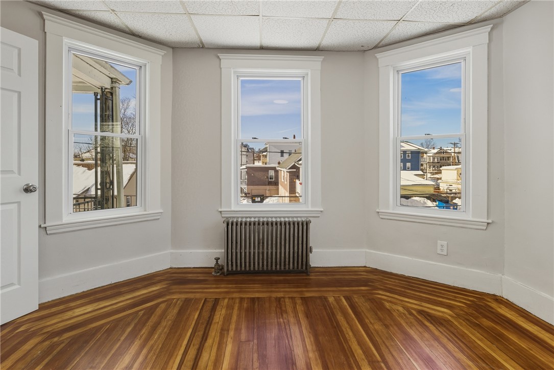 34 Heroux Avenue Woonsocket, RI 02895 - Photo 33 of 40