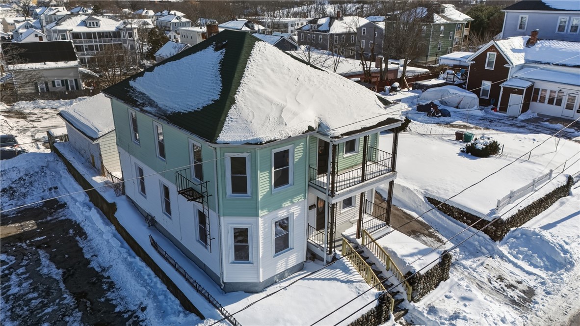 34 Heroux Avenue Woonsocket, RI 02895 - Photo 5 of 40