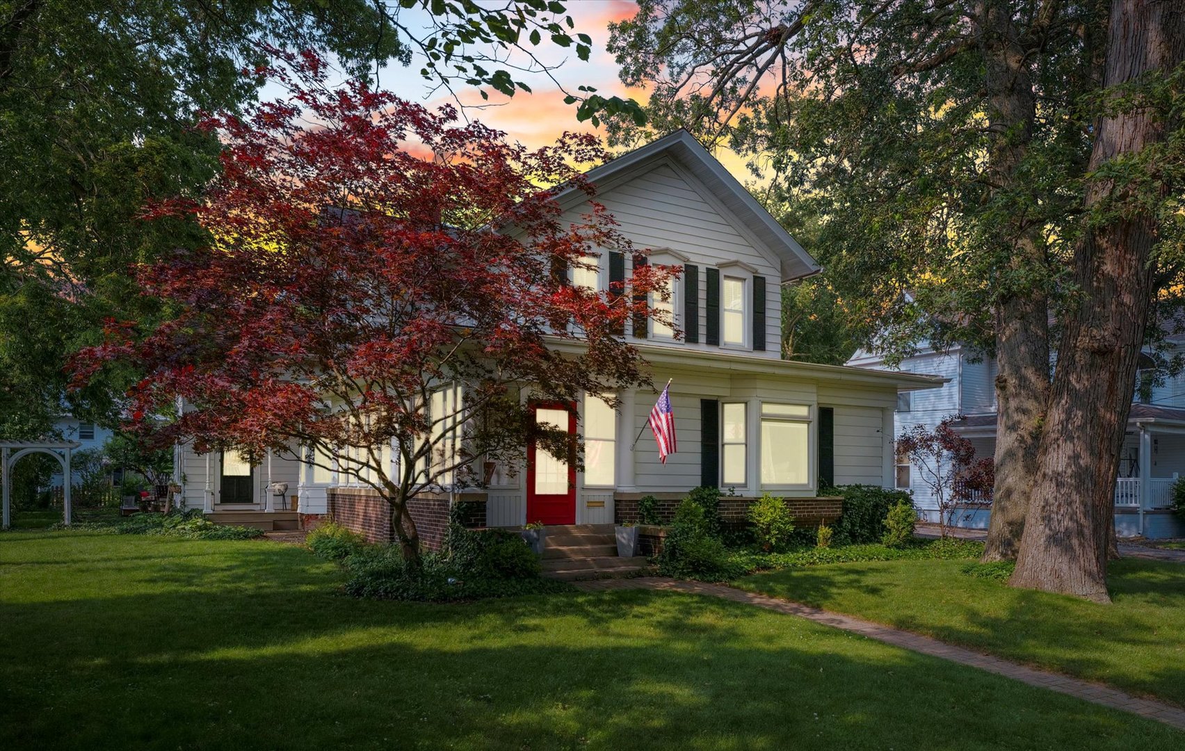 320 East Locust Street Watseka, IL 60970 - Photo 4 of 95