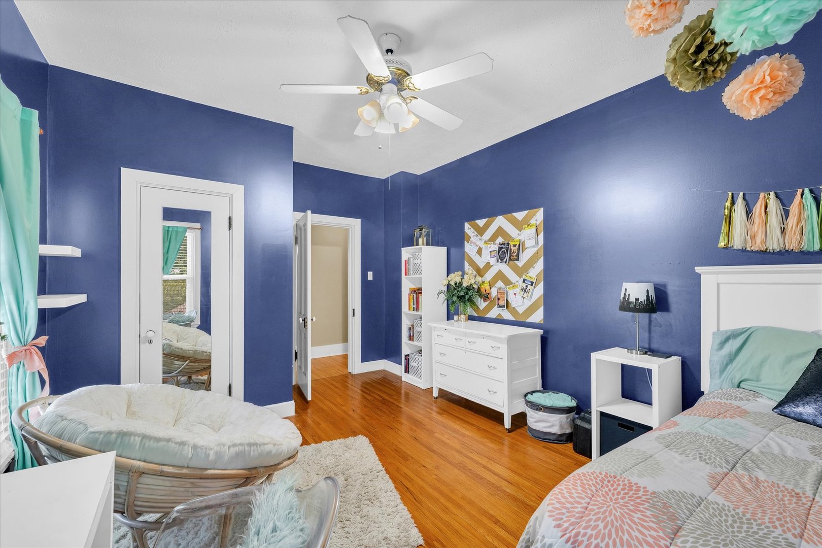 320 East Locust Street Watseka, IL 60970 - Photo 72 of 95 a living room with furniture and a chandelier