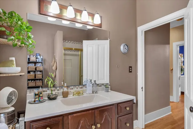 $274,900 | 320 East Locust Street, Watseka, IL 60970