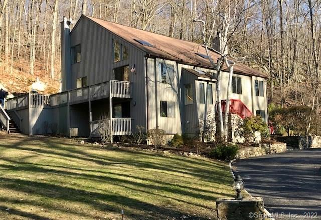 29 Bear Mountain Road Ridgefield, CT 06877 - Photo 1 of 1