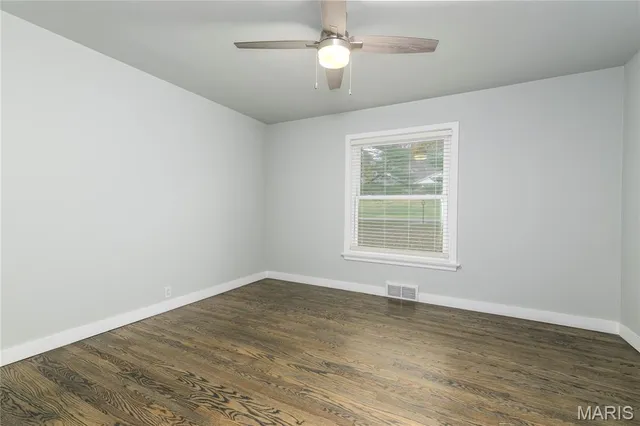 $1,499,999 | 18 Country Aire Drive, St. Louis, MO 63131