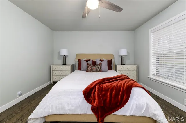 $1,499,999 | 18 Country Aire Drive, St. Louis, MO 63131