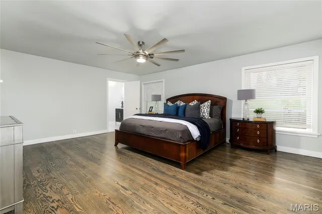 $1,499,999 | 18 Country Aire Drive, St. Louis, MO 63131