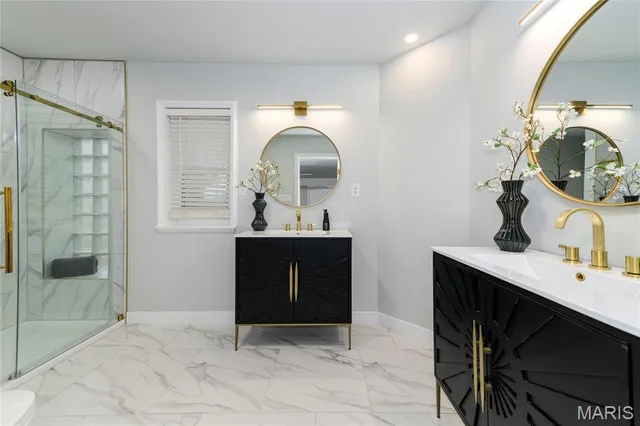 $1,499,999 | 18 Country Aire Drive, St. Louis, MO 63131