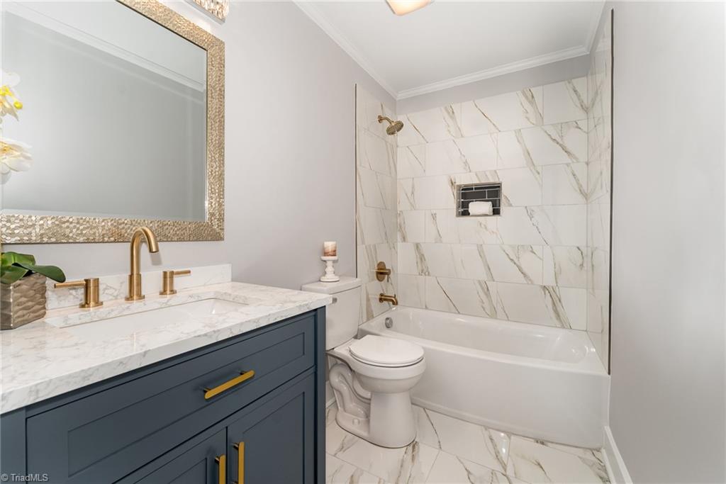 7409 Strader Road Summerfield, NC 27358 - Photo 17 of 29 Gallery Image 17