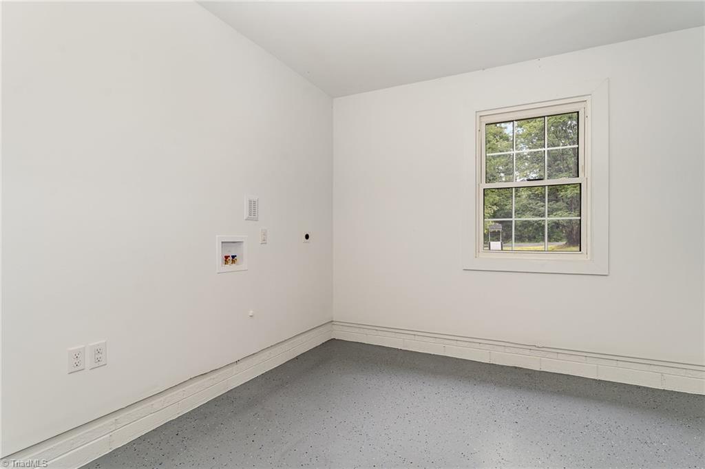 7409 Strader Road Summerfield, NC 27358 - Photo 23 of 29 Gallery Image 23