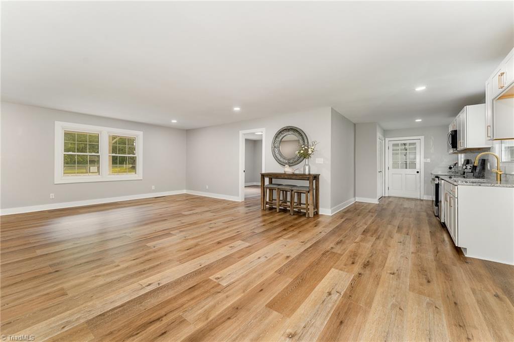 7409 Strader Road Summerfield, NC 27358 - Photo 7 of 29 Gallery Image 7