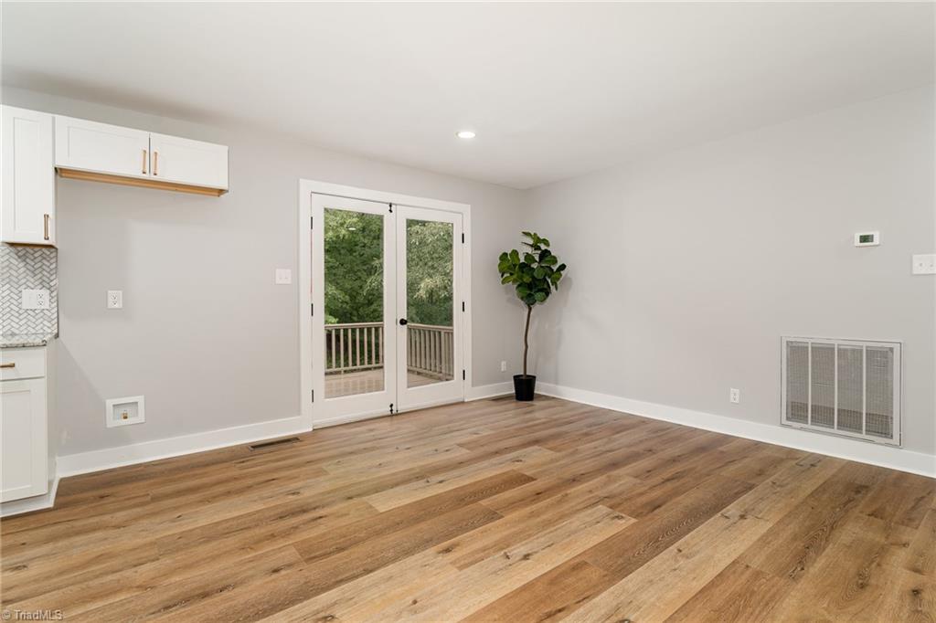 7409 Strader Road Summerfield, NC 27358 - Photo 8 of 29 Gallery Image 8