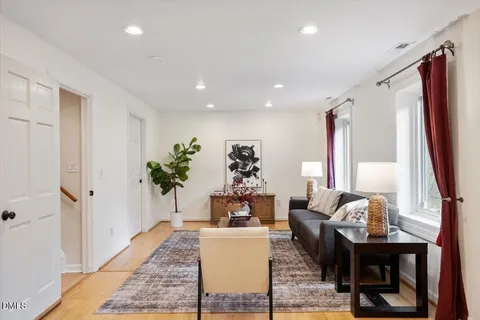 $730,000 | 201 Wild Oak Lane, Carrboro, NC 27510