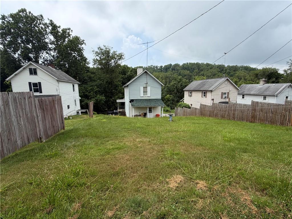 256 Leckrone-Highhouse Road McClellandtown, PA 15458 - Photo 5 of 27