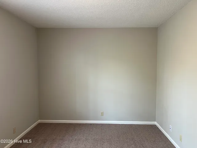 $1,300 | 222 Cape Point Lane, Unit B, Greenville, NC 27858