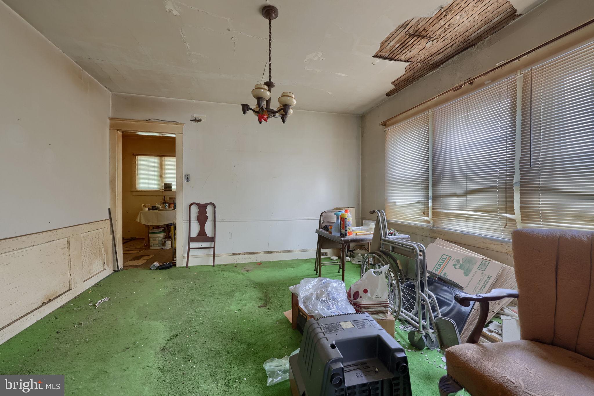 343 Oak Road Glenside, PA 19038 - Photo 8 of 13 Vintage charm meets renovation potential.