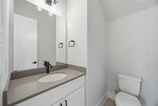 $2,400 | 6119 De Campo Street, Houston, TX 77091