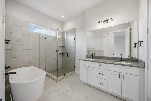 $2,400 | 6119 De Campo Street, Houston, TX 77091