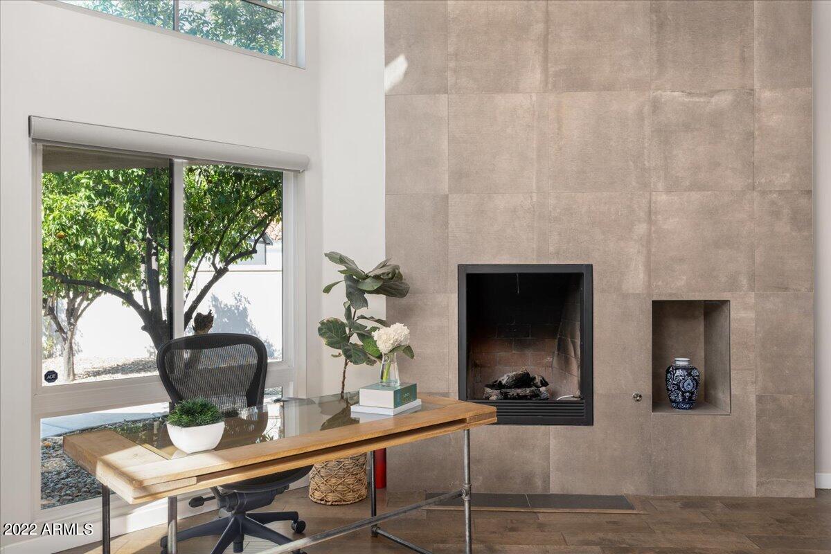 7281 East Royal Palm Road Scottsdale, AZ 85258 - Photo 24 of 63 Gas Fireplace in Owner's Suite