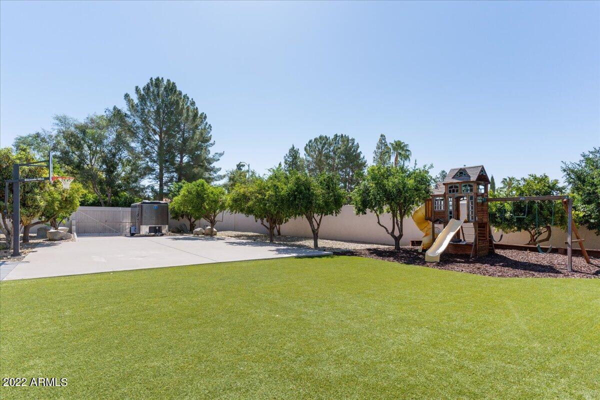 7281 East Royal Palm Road Scottsdale, AZ 85258 - Photo 54 of 63 Expansive Backyard