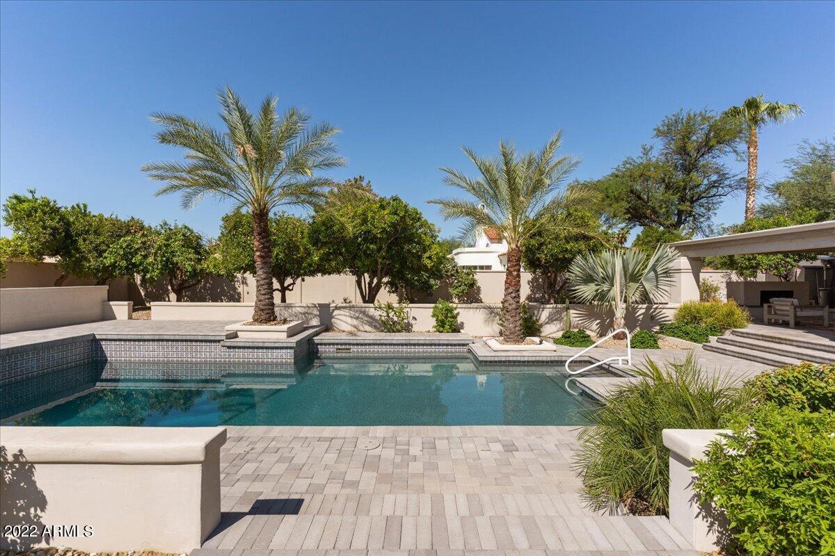 7281 East Royal Palm Road Scottsdale, AZ 85258 - Photo 56 of 63 Pool