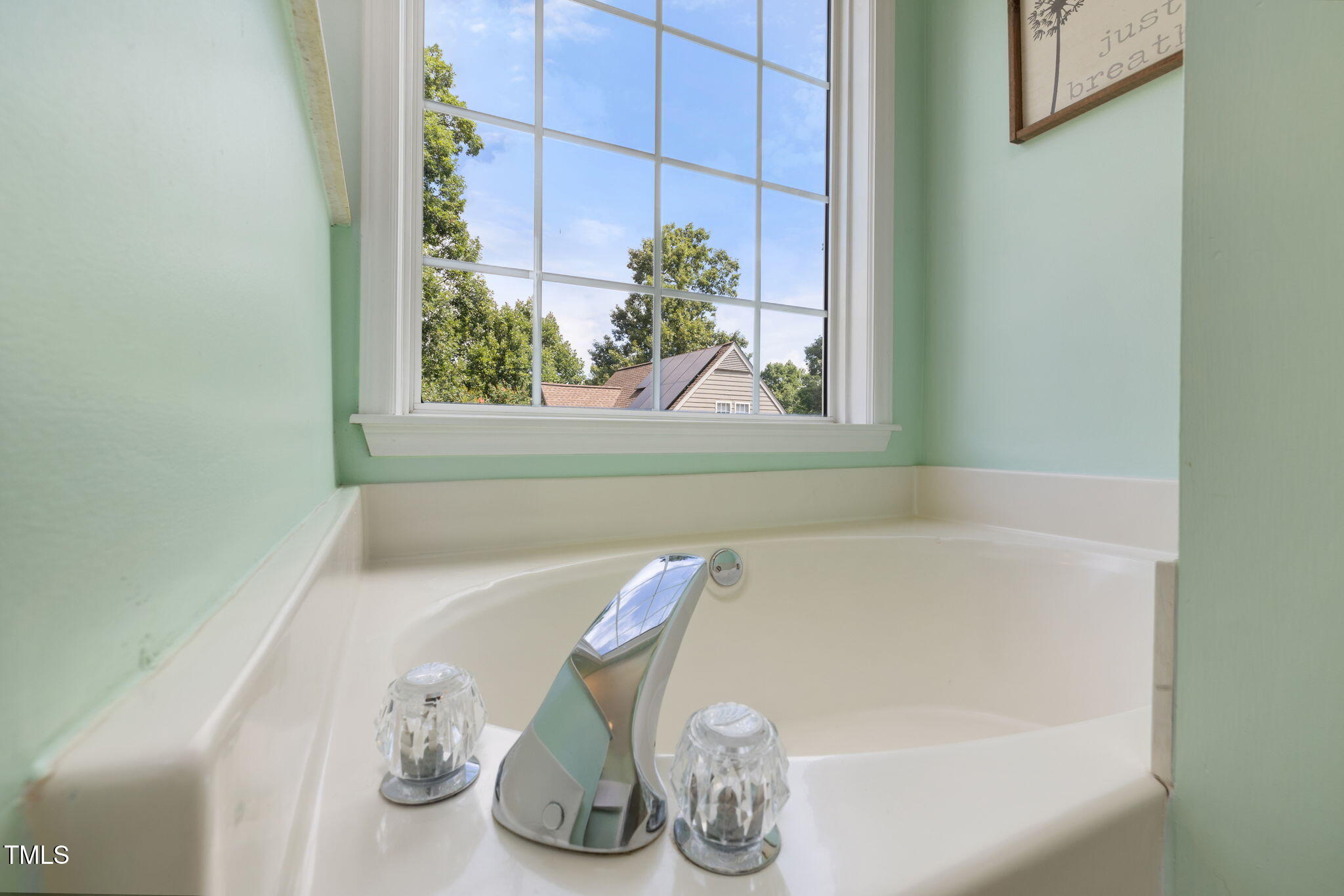 4504 Oakshyre Way Raleigh, NC 27616 - Photo 22 of 40 25-web-or-mls-DX3A2655