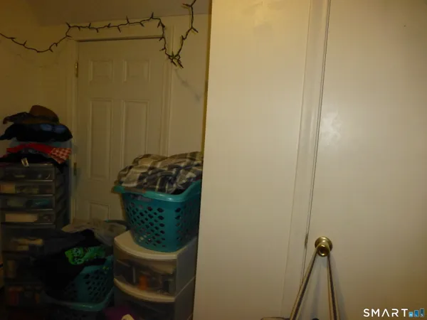 $220,000 | 104 Mt Pleasant Street, Norwich, CT 06360