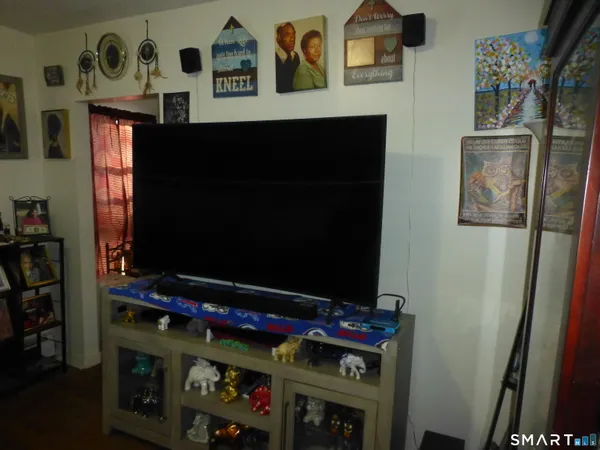 $220,000 | 104 Mt Pleasant Street, Norwich, CT 06360