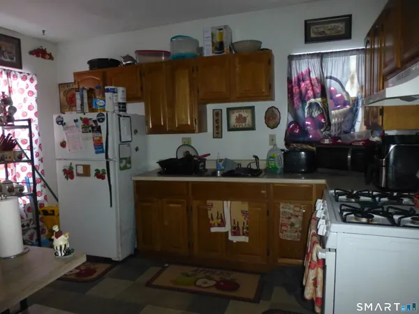 $220,000 | 104 Mt Pleasant Street, Norwich, CT 06360