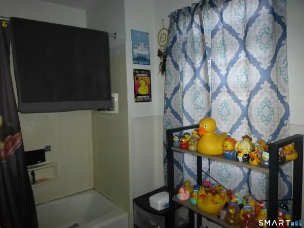 $220,000 | 104 Mt Pleasant Street, Norwich, CT 06360